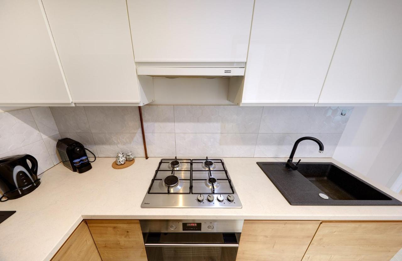 Crystal Apartment Katowice II מראה חיצוני תמונה